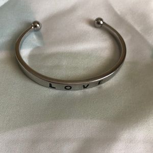Kinsley Armelle Love Bangle